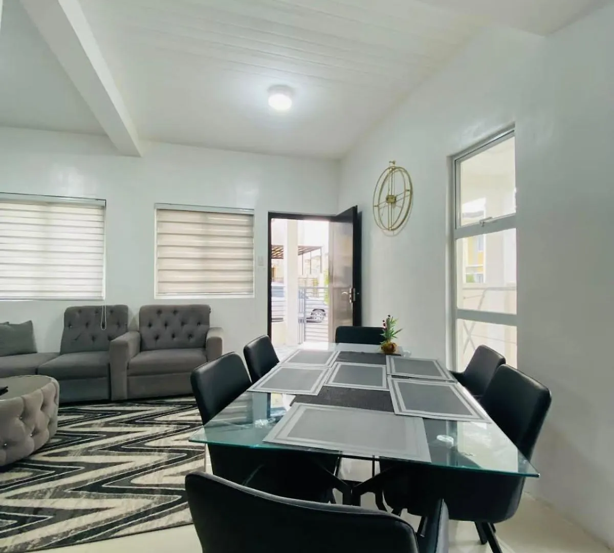 Holiday home Diamond Heights Near Davao Airport Villa